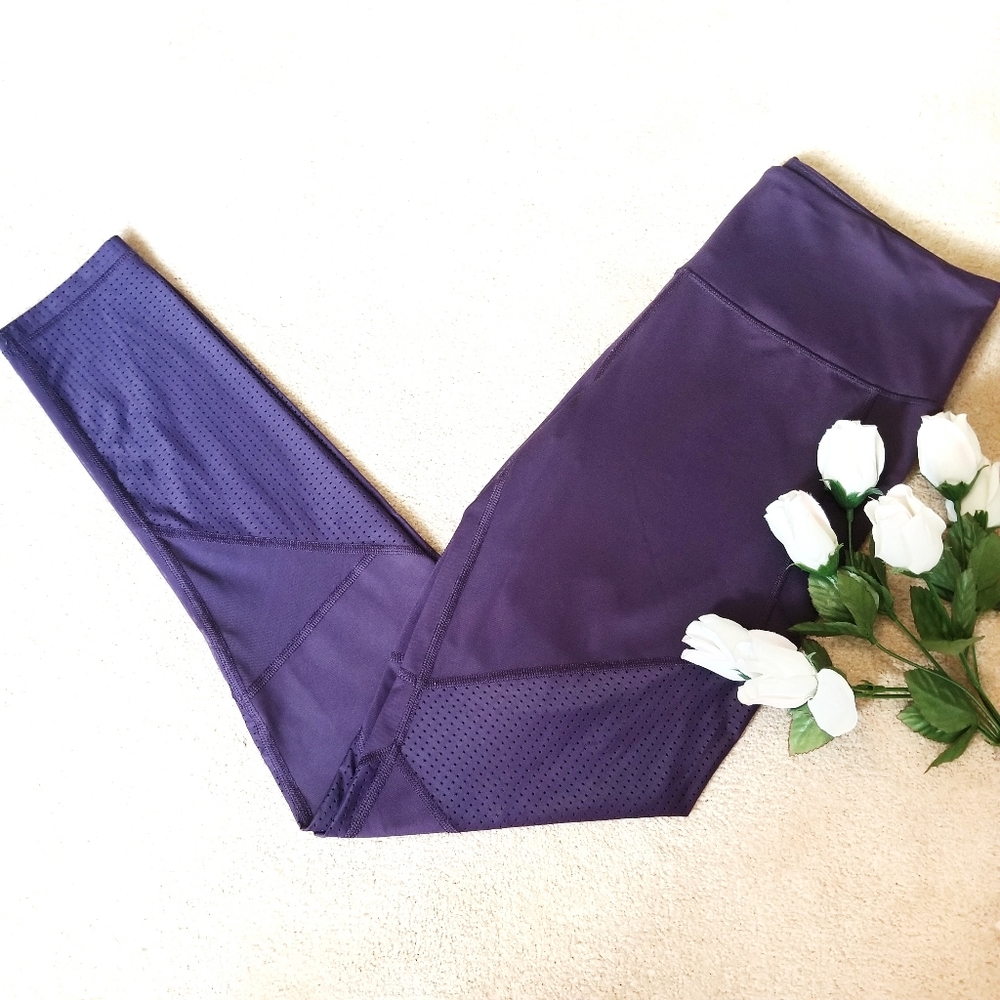SOLD VS Sport knockout mesh leggings M - Picture 3 of 12